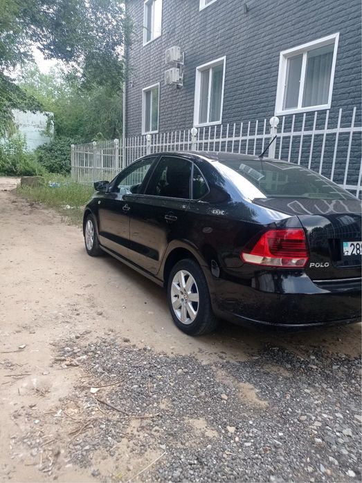 Volkswagen polo 2014 года.