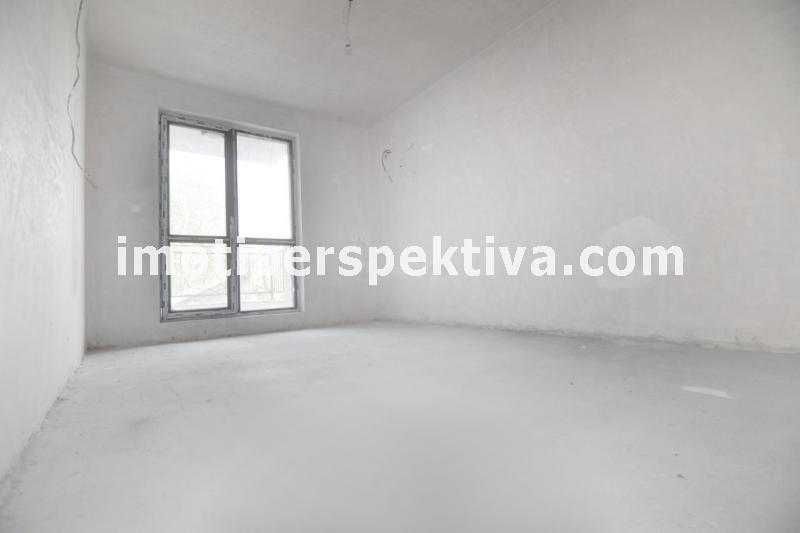 Продава се Тристаен апартамент в Пловдив, Център - 80 кв.м за 3000 €/кв.м - Снимка #1