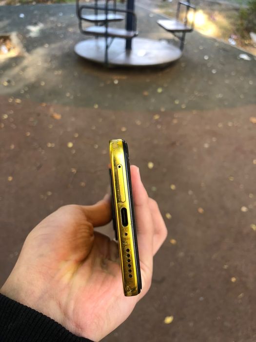 Poco x4 pro 5g в отличном состоянии