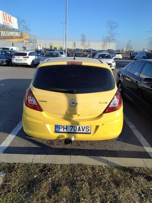 Vând Opel Corsa D