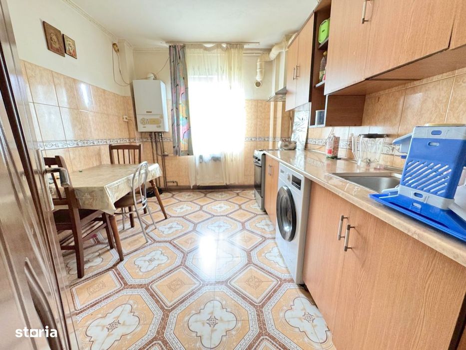Apartament 2 camere decomandat – Strada Republicii |Etaj 3/4 | MOBILAT