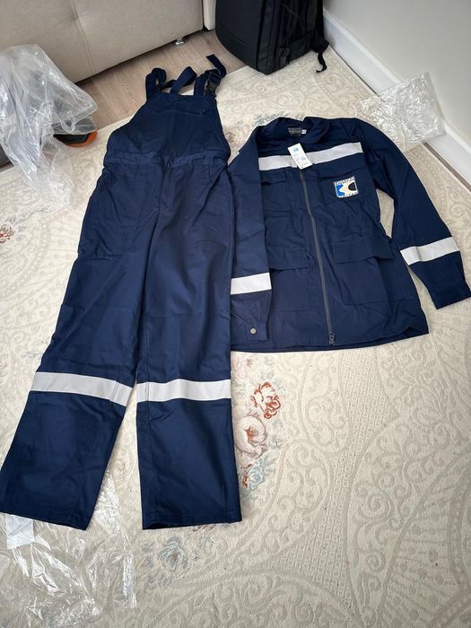 Продается рабочая спецовка и куртка