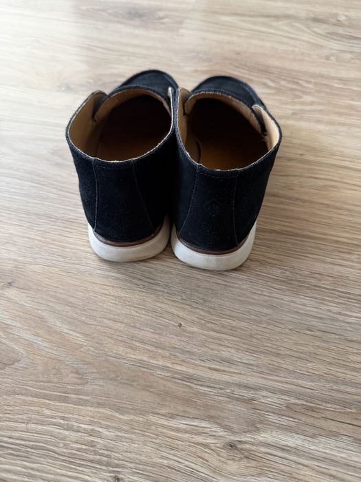 Продам лоферы б/у