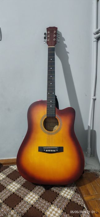 Gitara Vecas 41 olchamda