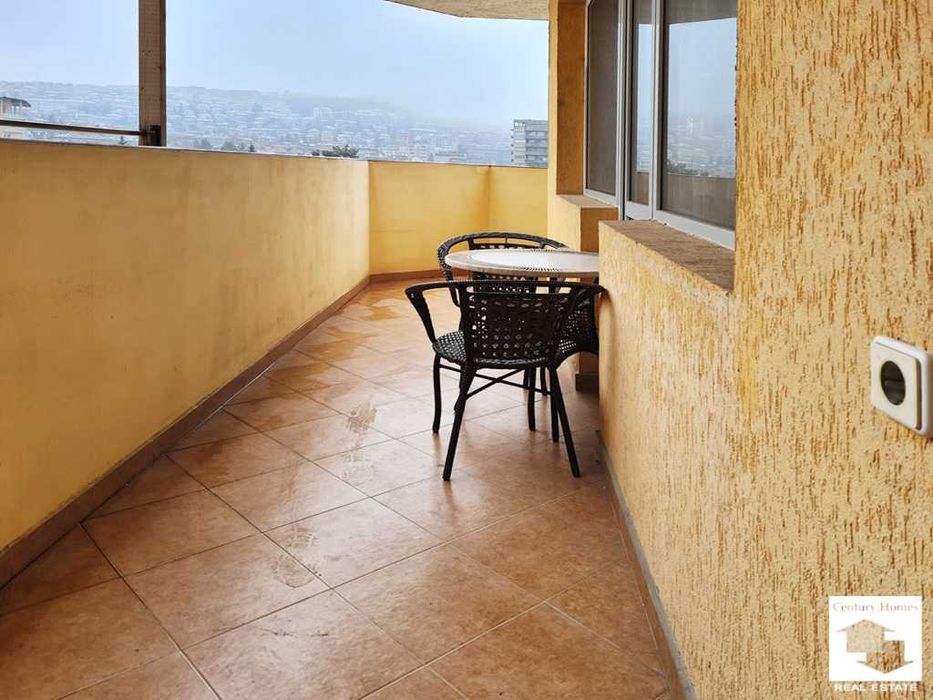 Дава се под наем Тристаен апартамент в Велико Търново, Център - 100 кв.м за 165000 € - Снимка #12