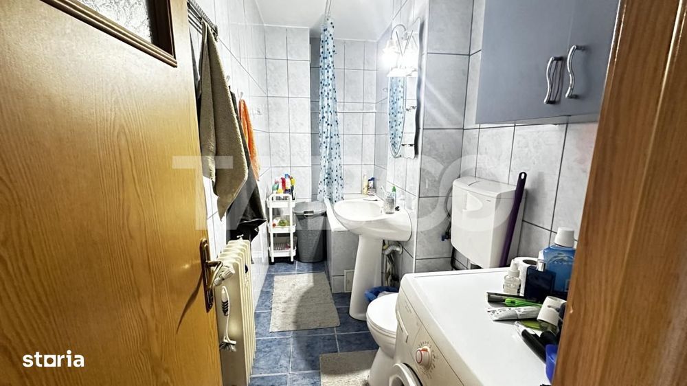 Apartament de inchiriat 2 camere mobilat utilat zona Vasile Aaron