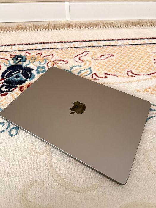 Macbook pro 14 M3