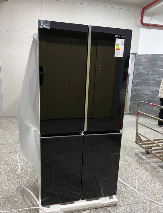 Болшой холодильник Beston даставка бесплатна