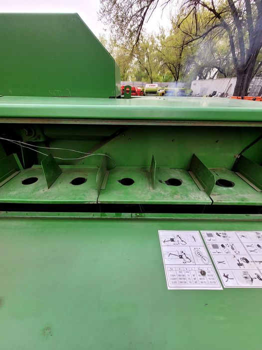 Пресс-подборщик Sipma 224/2. ПРИВОЗНОЙ.