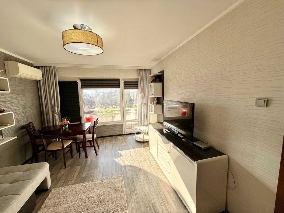 Продава се Двустаен апартамент в Варна, Владислав Варненчик - 61 кв.м за 1141 €/кв.м - Снимка #1