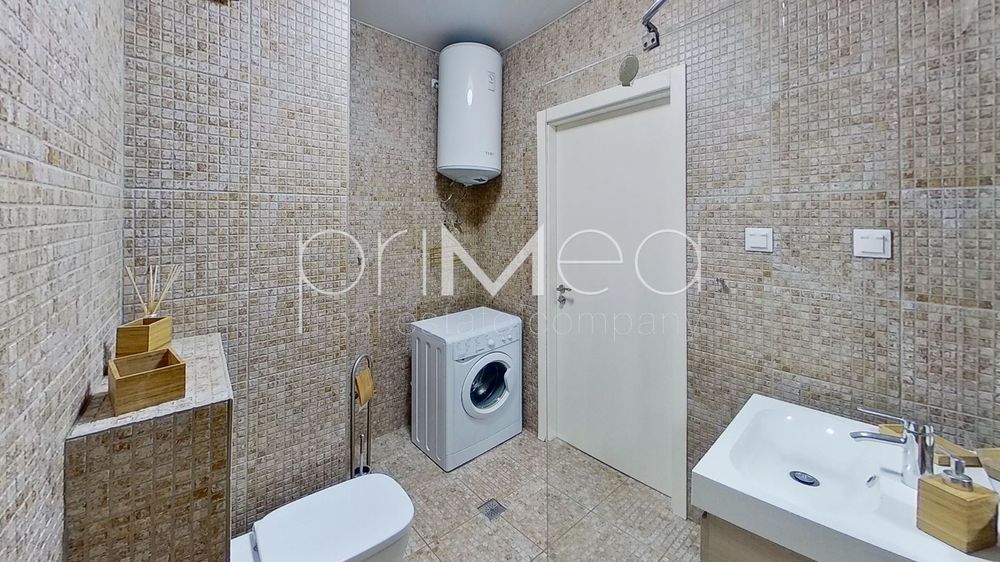 Дава се под наем Тристаен апартамент в Бургас, Център - 87 кв.м за 816 € - Снимка #6