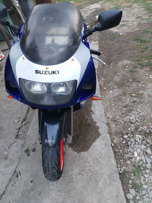 Suzuki gsx-r srad 600