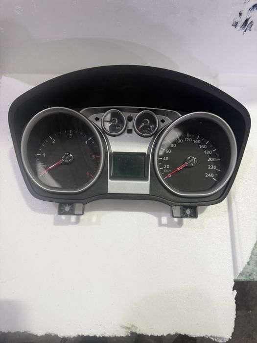 Ceasuri bord ford focus 2 facelift cod 8VT-10849-GF