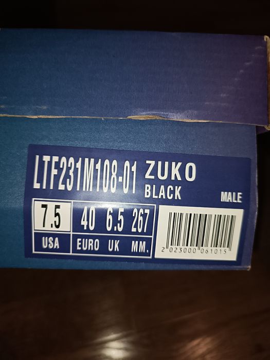 Нови Маратонки Lotto Zuko 40 номер