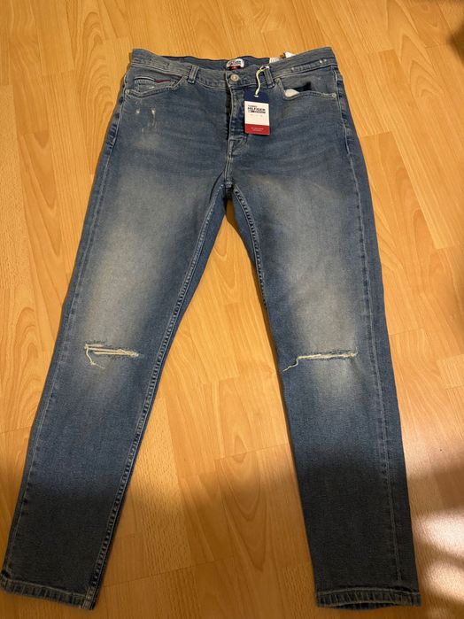 Tommy Hilfiger дамски дънки номер 32