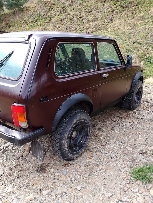 Lada Niva 1.7   2006