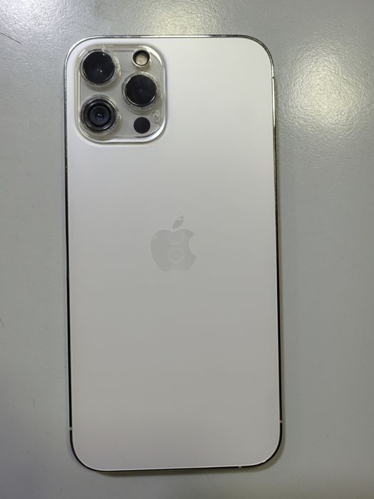 Iphone 12 Pro Max white nu Impecabil Fisurat Poze Reale 256 Gb