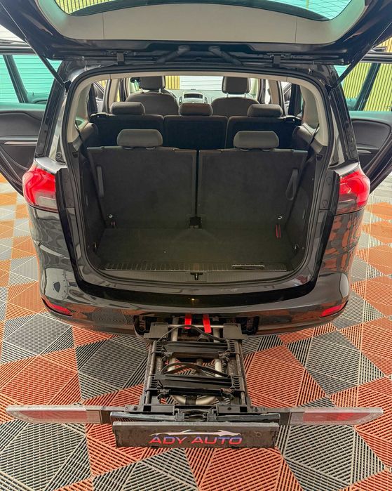 OPEL ZAFIRA . 7 locuri . Portbagaj de biciclete .RAR+ITP. Garantie