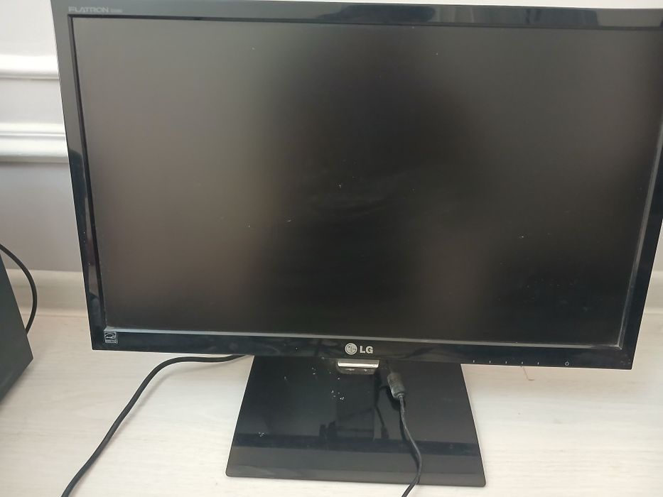 LG kompyuter monitori