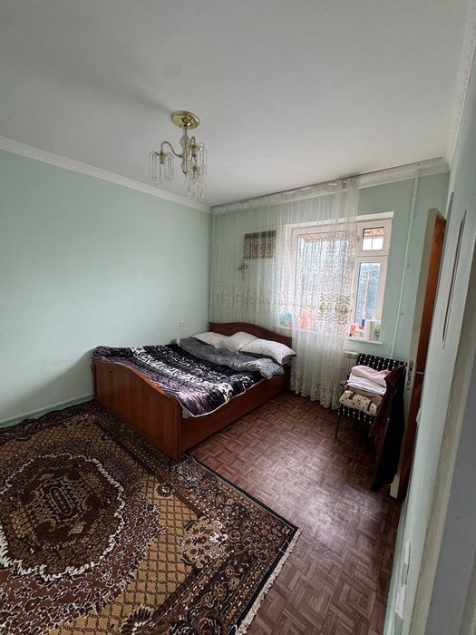 Срочно продается квартира Яшнобадский район 3/3/4