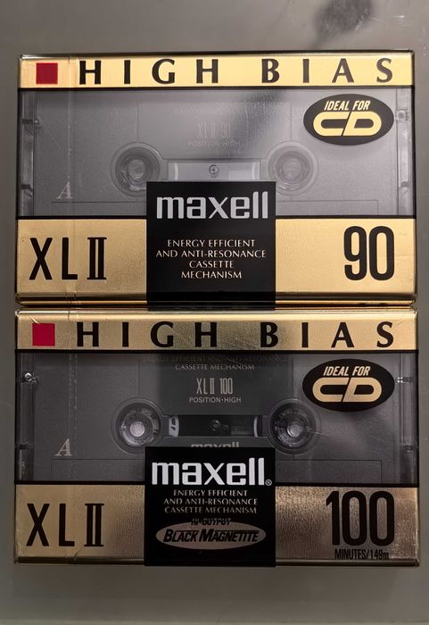 Casete audio chrome, Type II Maxell sigilate.
