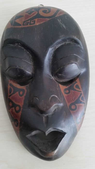 masca africana din lemn