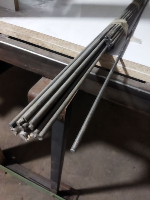 Пруток титан 

Прутки титана длиной 60-100 см
Диаметр 1см 2см
Общий ве