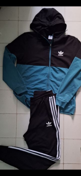 Мъжки анцунг синьо и черно