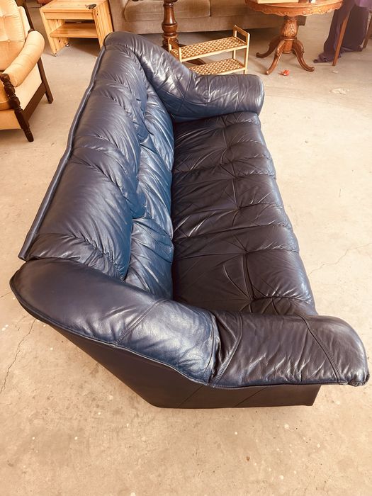 Винтидж кожен диван – италиански дизайн, Natuzzi style, внесен от Швеция