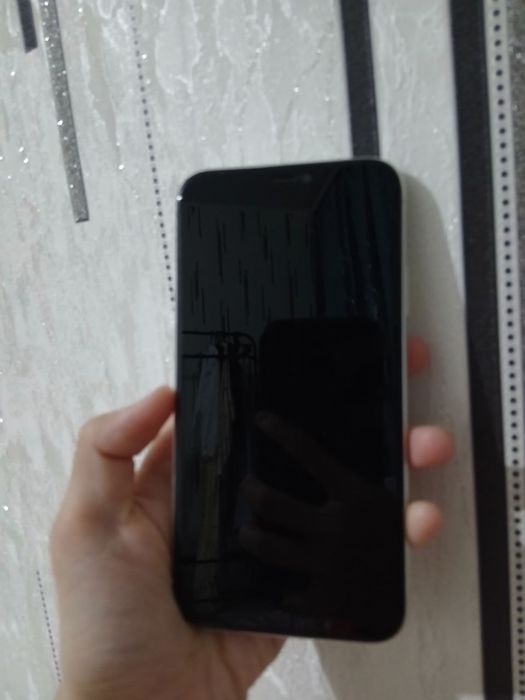 Айфон 11 продам