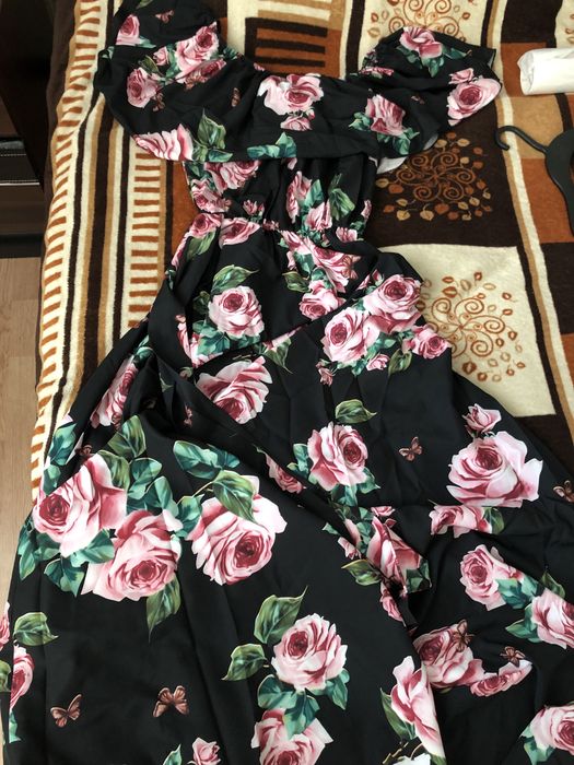 Продам Красивые платья