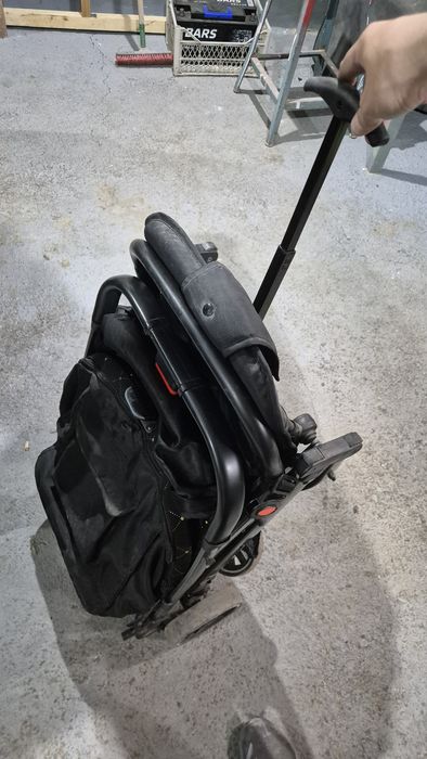 Прогулочная коляска 5 кг