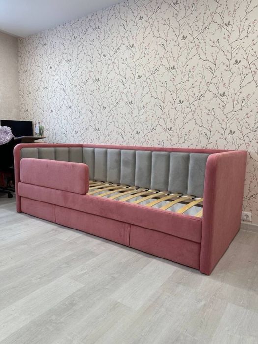 Premium sifatda Bolalar uchun yumshoq krovatlar