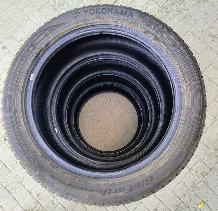 Anvelope Iarna Yokahoma BlueArth 215/50/R17