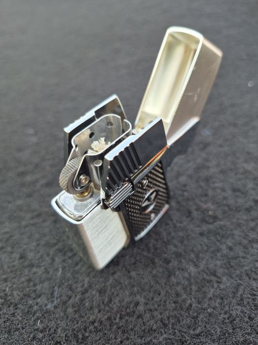 Бензинова запалка ZORRO в стилна подаръчна кутия