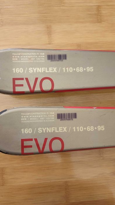 Schiuri ELAN EVO 160 cm