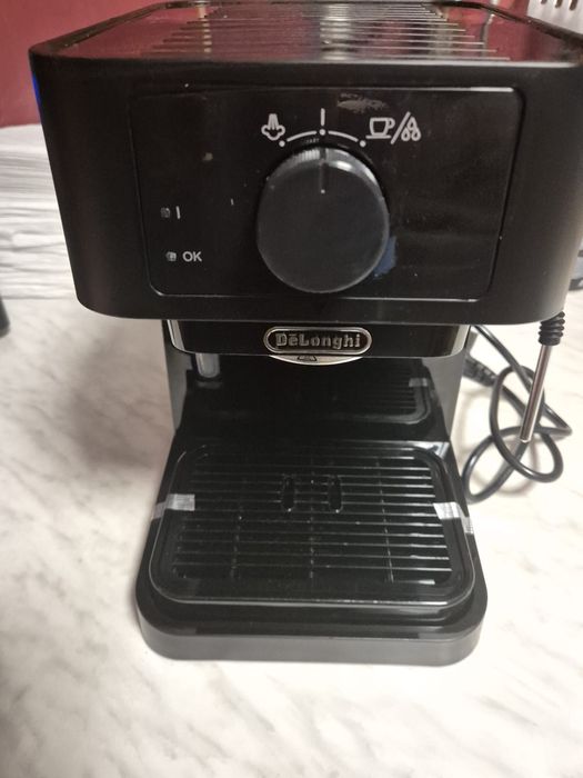 Aparat de cafea Delonghi