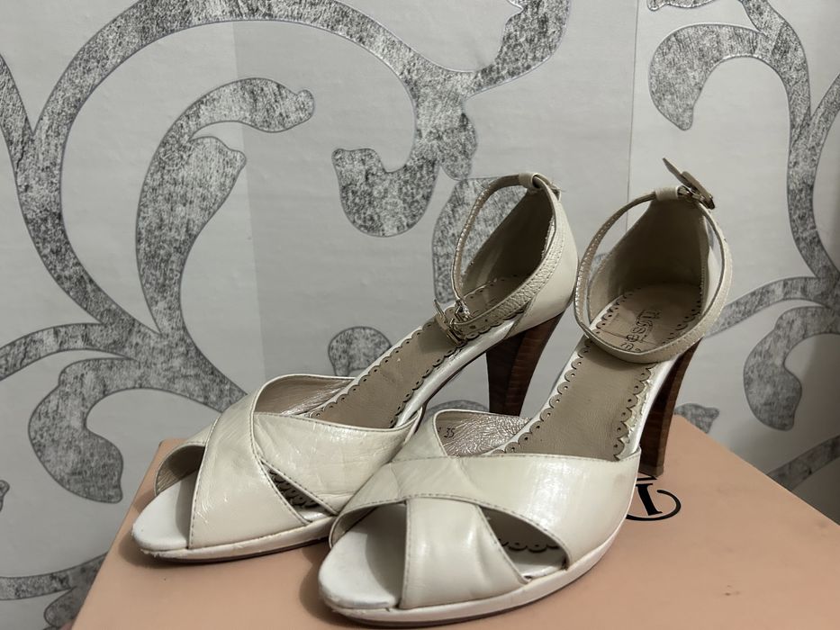 Женские летние туфли