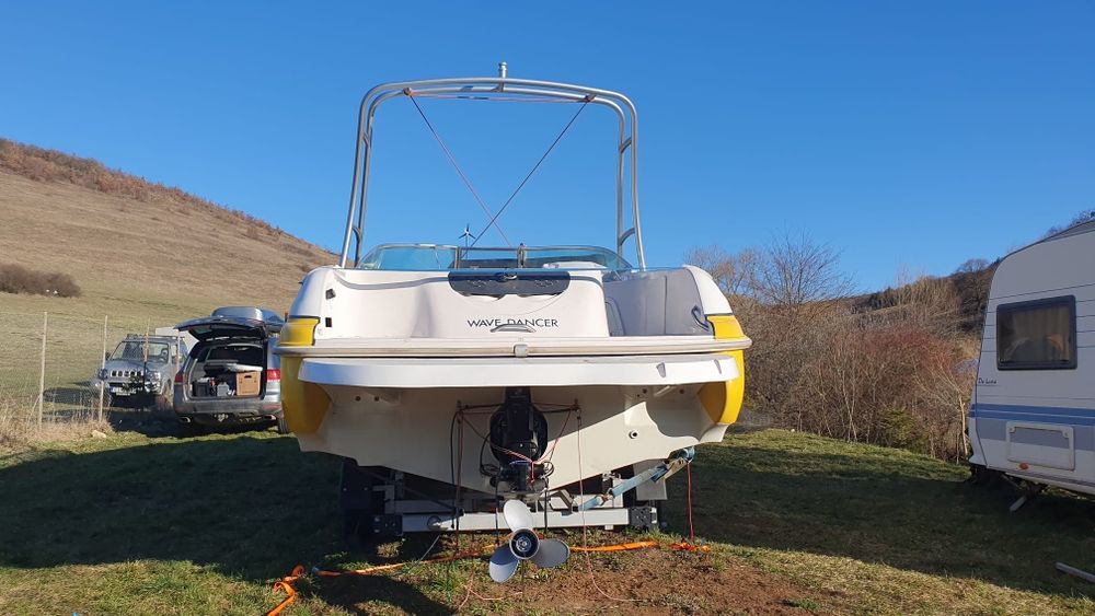 Vand barca Tahoe 234, motor diesel + trailer