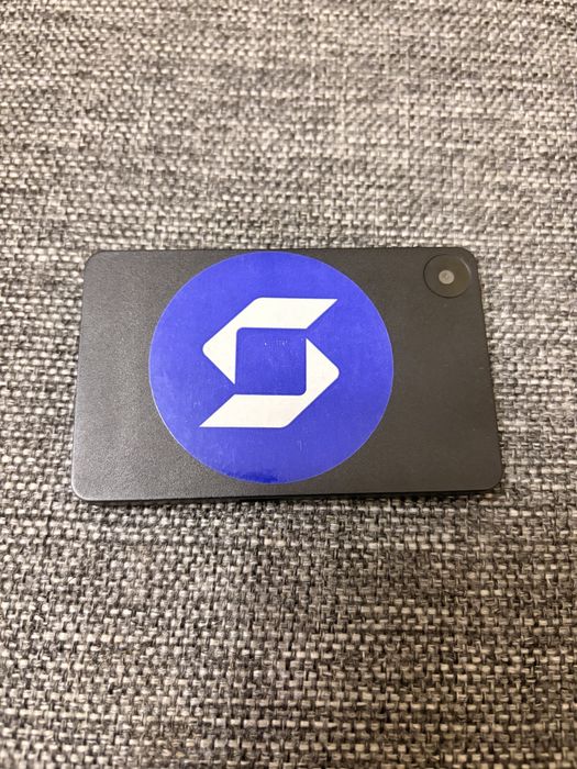Аппаратный кошелек Safepal S1