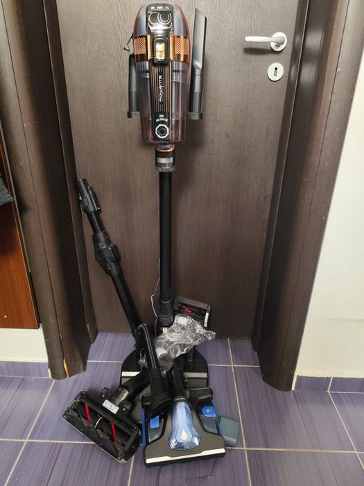 Aspirator vertical Rowenta X-Force Flex15.60