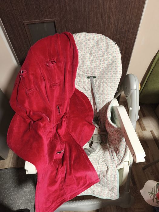 Стол за хранене от 1 до 5 годишна възраст Brevi + подарък