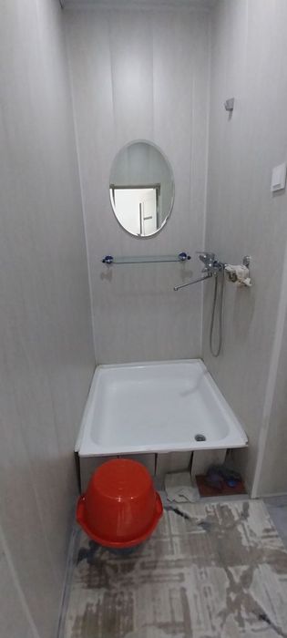 Срочно 1 ком Паркентский,Шастри