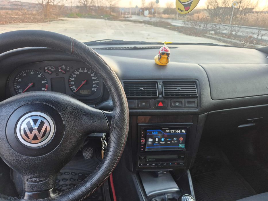 Продавам Golf4 1.8T