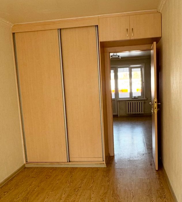 Шкафы в хорошем состоянии самовывоз