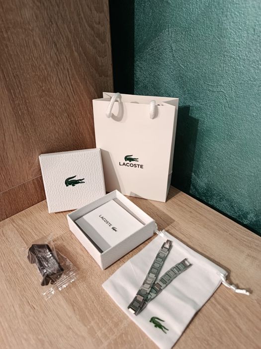 Bratara Lacoste noua