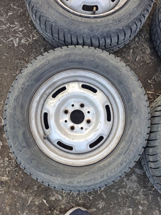 Продам R13 диск с резиной комплект