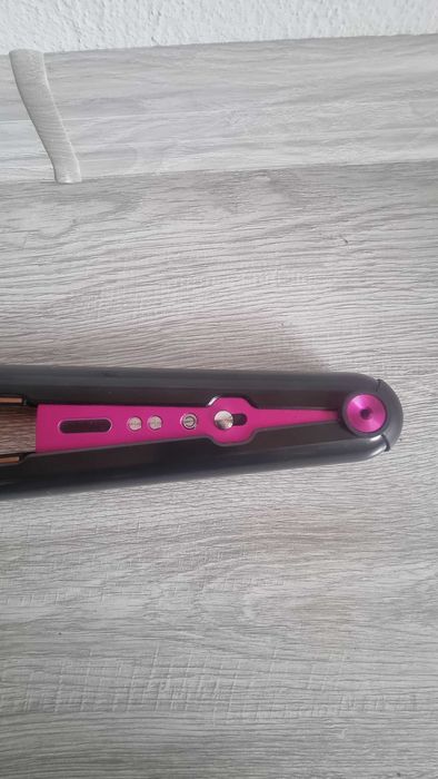 DYSON CORRALE HS03 чети описанието