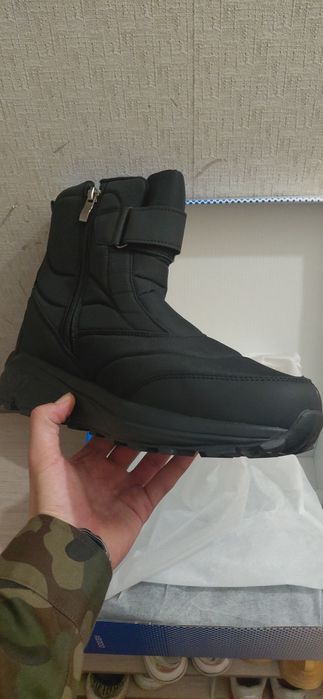 Продам новые уги мужские