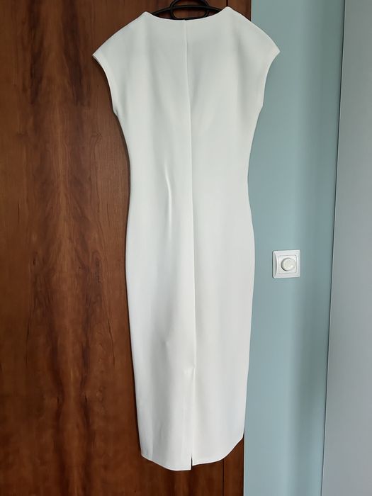 Изчистена бяла, дълга рокля - zara